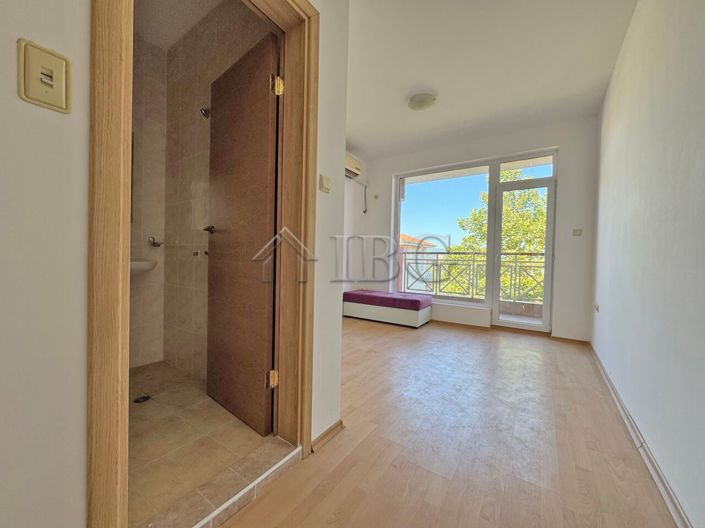 Image No.8-Apartment for sale