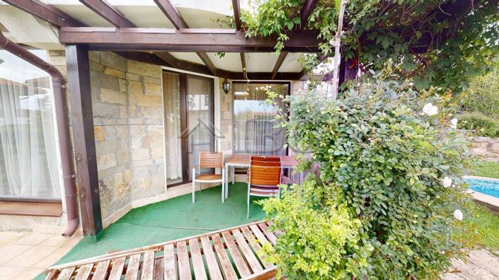 Image No.2-Maison de 3 chambres à vendre à Burgas