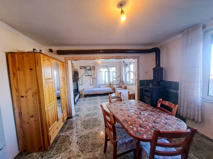 Image No.6-Maison de 6 chambres à vendre à Bulgarie