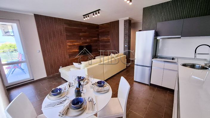 Image No.2-Appartement de 2 chambres à vendre à Burgas