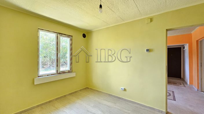 Image No.14-3 Bed House for sale