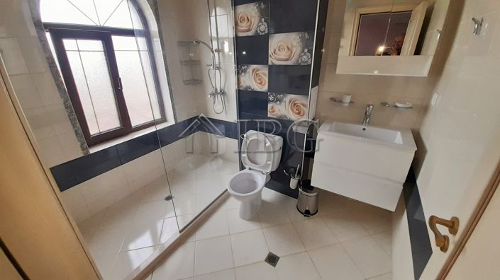 Image No.10-Appartement de 3 chambres à vendre à Burgas