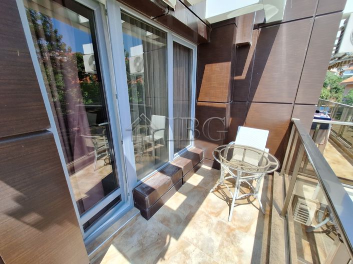 Image No.2-Appartement de 2 chambres à vendre à Burgas