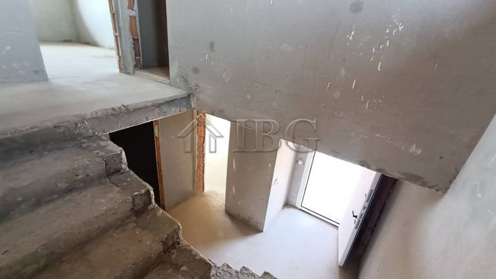 Image No.11-Maison de 3 chambres à vendre à Bulgarie