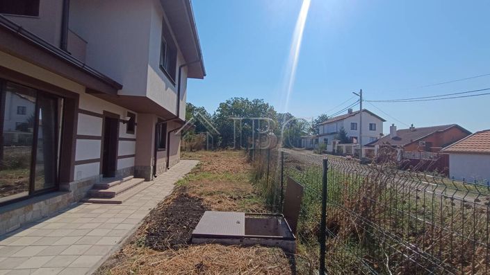 Image No.6-Maison de 3 chambres à vendre à Bulgarie