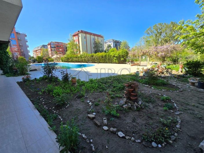 Image No.2-Appartement de 1 chambre à vendre à Burgas