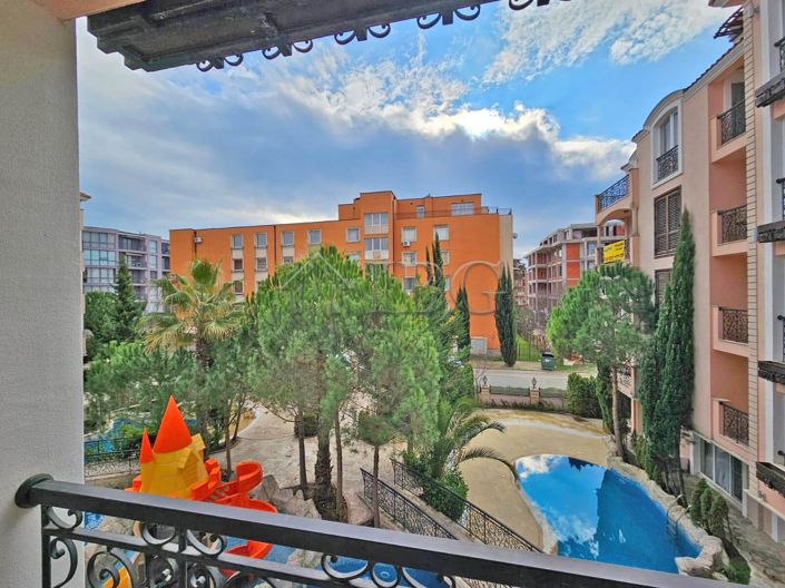 Image No.2-Appartement de 2 chambres à vendre à Burgas