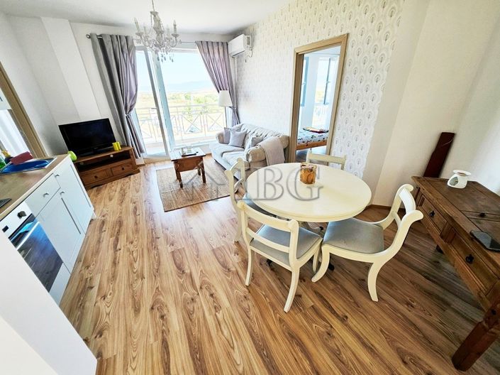 Image No.3-Appartement de 2 chambres à vendre à Burgas