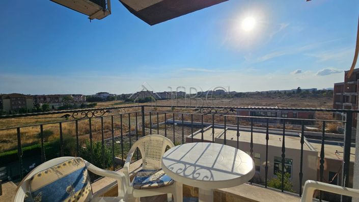 Image No.4-Appartement de 2 chambres à vendre à Burgas