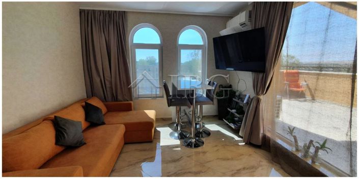 Image No.9-Appartement de 2 chambres à vendre à Burgas