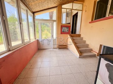 3-bedroom-renovated-house-near-ruse-37