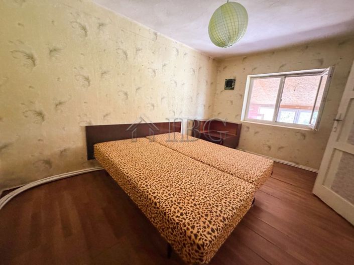 Image No.9-3 Bed House for sale