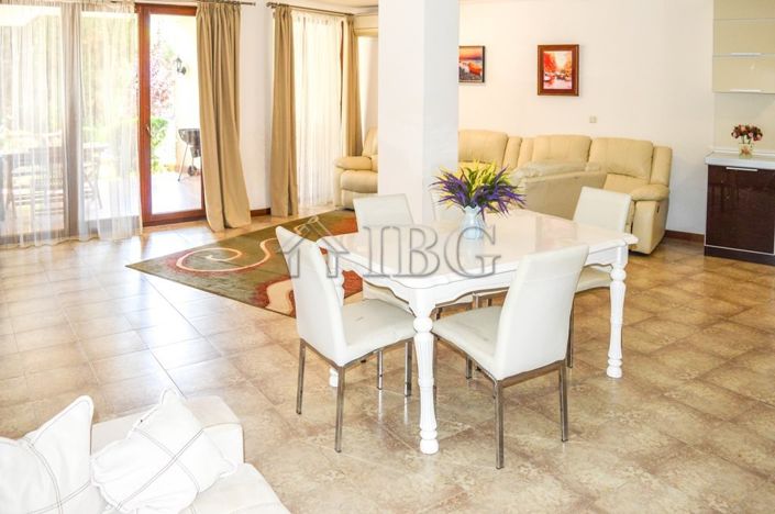 Image No.10-Appartement de 3 chambres à vendre à Burgas