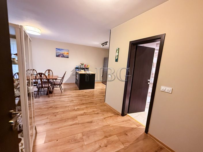 Image No.2-Appartement de 2 chambres à vendre à Burgas