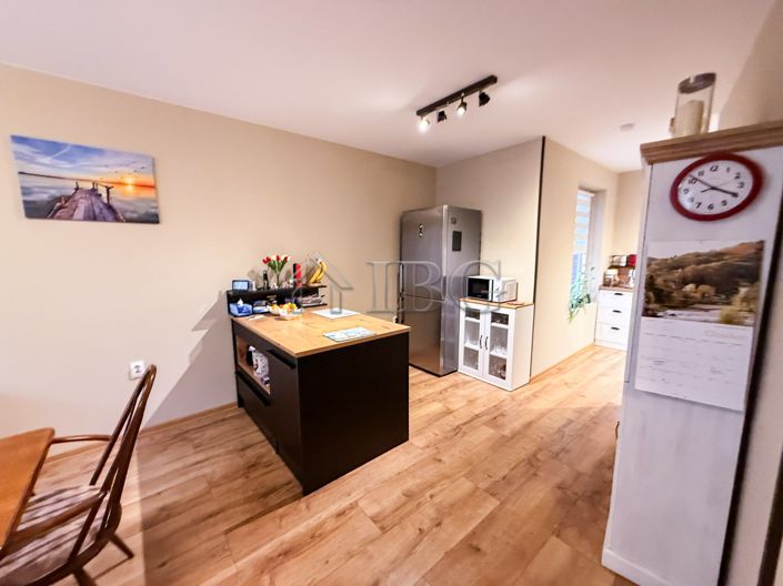 Image No.3-Appartement de 2 chambres à vendre à Burgas