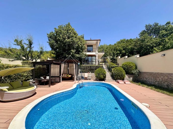 Image No.2-Maison de 4 chambres à vendre à Burgas