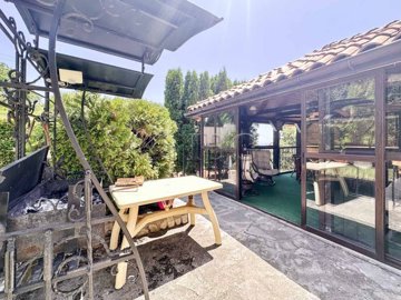 house-with-pool-kosharitsa-62