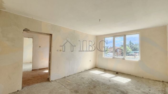 Image No.13-2 Bed House for sale