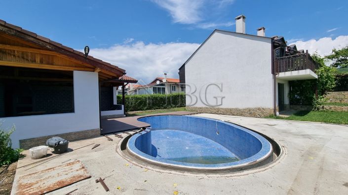 Image No.2-Maison de 2 chambres à vendre à Kosharitsa