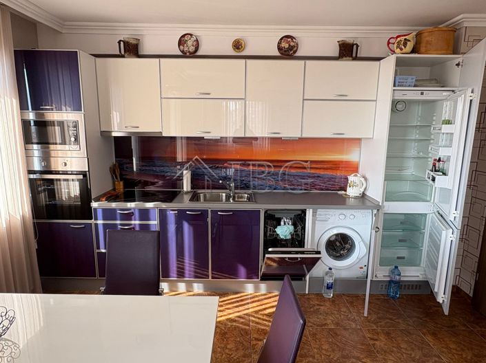 Image No.3-Appartement de 2 chambres à vendre à Burgas