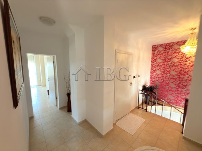 Image No.20-Appartement de 2 chambres à vendre à Burgas