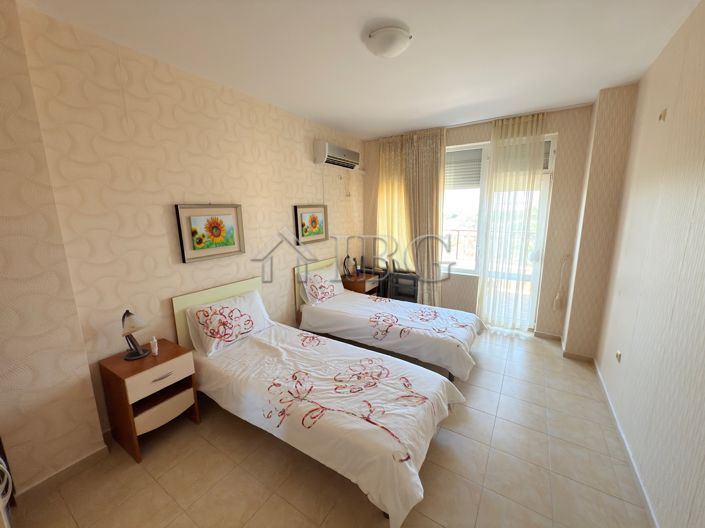 Image No.3-Appartement de 2 chambres à vendre à Burgas