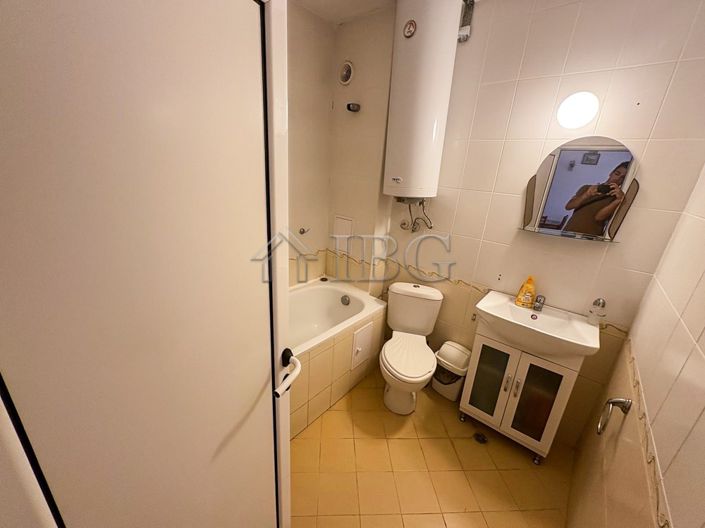 Image No.9-Appartement de 2 chambres à vendre à Burgas