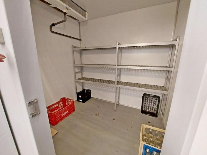 Image No.48-5 Bed Villa for sale