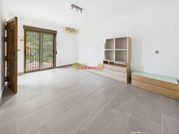 Image No.4-4 Bed Apartment for sale