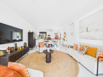 gcam04245g0-pr0056-still009