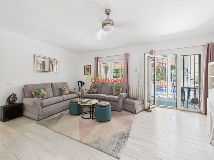 Image No.4-6 Bed Villa for sale