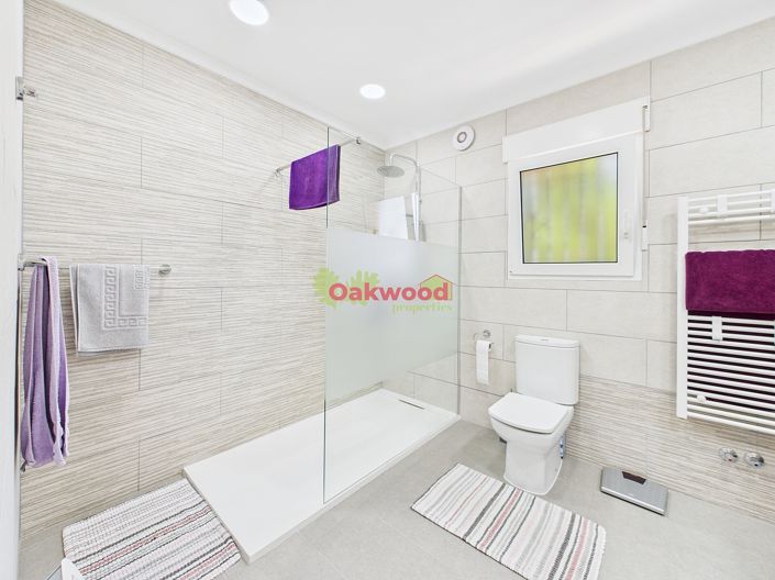 Image No.20-6 Bed Villa for sale