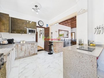 gcam04245g0-pr0048-still023