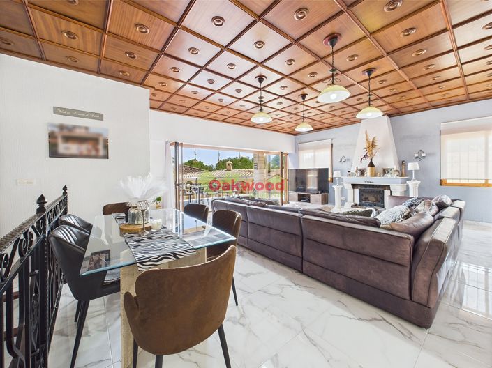 Image No.6-5 Bed Villa for sale