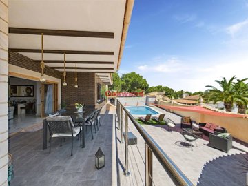 gcam04245g0-pr0048-still007