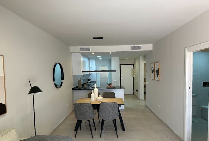 Image No.4-2 Bed Apartment for sale