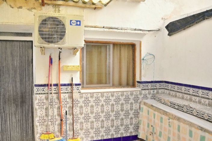 Image No.4-4 Bed Townhouse for sale