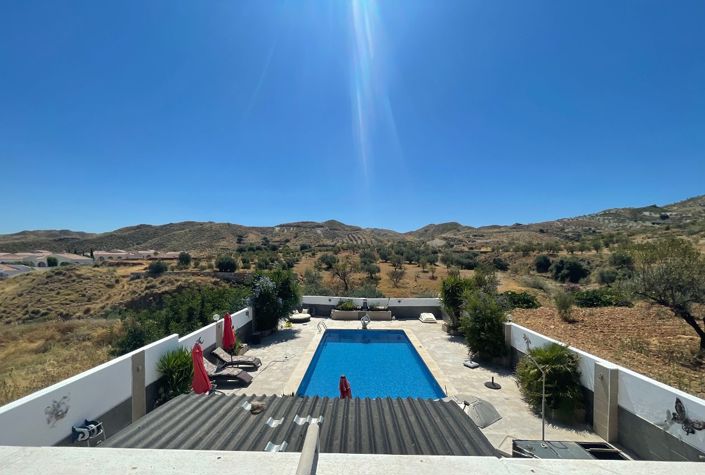 Image No.30-4 Bed Villa for sale