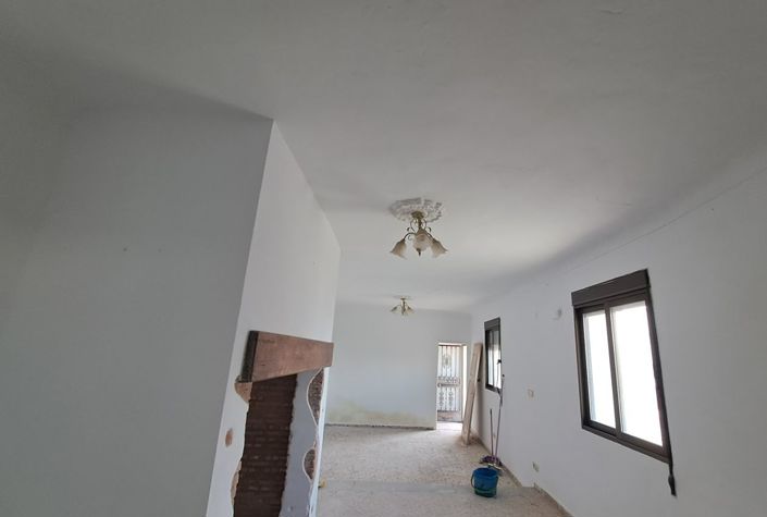 Image No.7-4 Bed Townhouse for sale