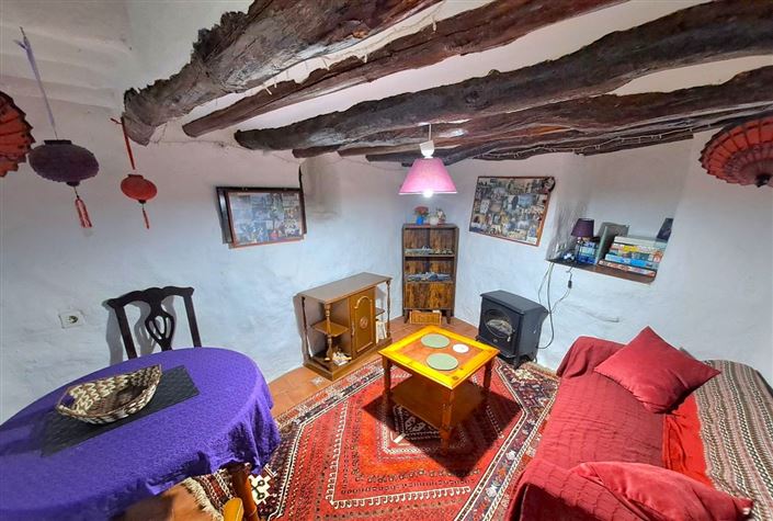 Image No.11-3 Bed Townhouse for sale