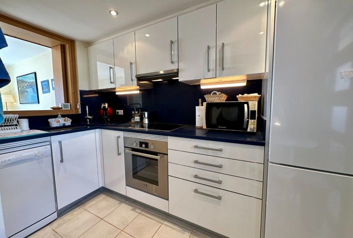 Image No.12-2 Bed Apartment for sale