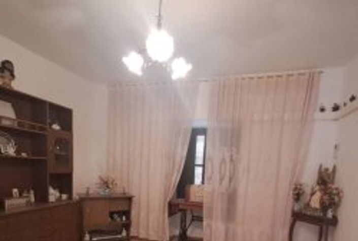 Image No.3-5 Bed Townhouse for sale