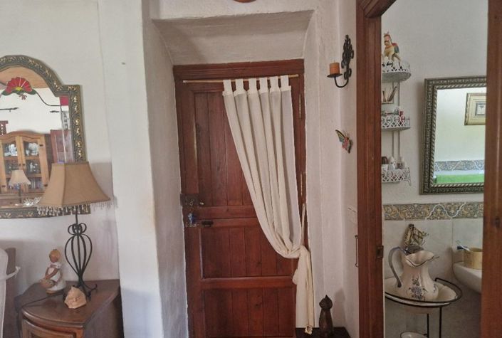 Image No.14-2 Bed Villa for sale