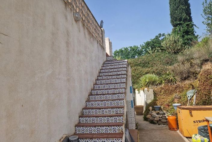 Image No.19-2 Bed Villa for sale