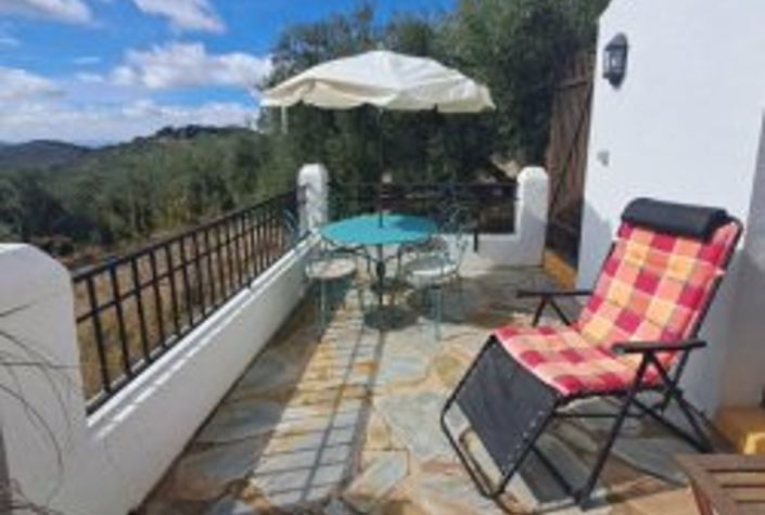 Image No.13-Maison de campagne de 4 chambres à vendre à Iznájar