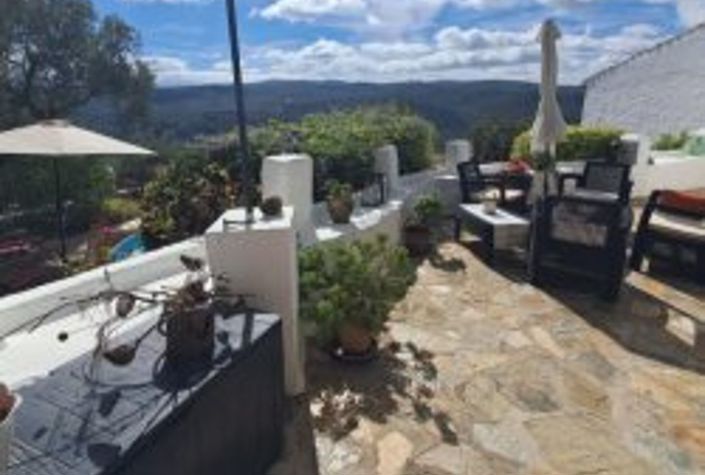 Image No.31-Maison de campagne de 4 chambres à vendre à Iznájar