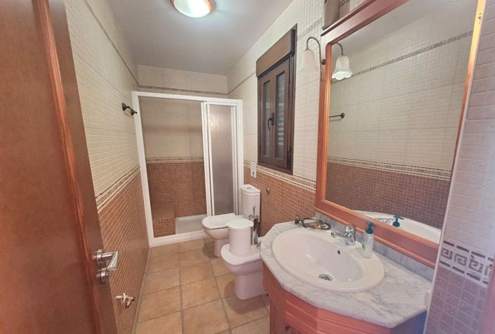 Image No.21-Maison de ville de 4 chambres à vendre à Iznájar