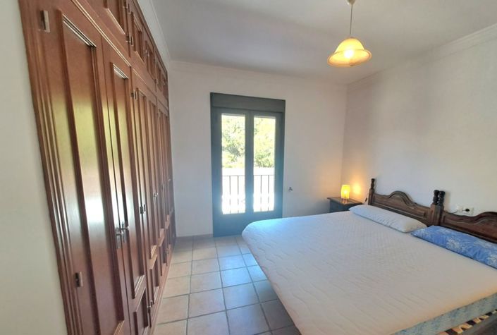 Image No.23-Maison de ville de 4 chambres à vendre à Iznájar