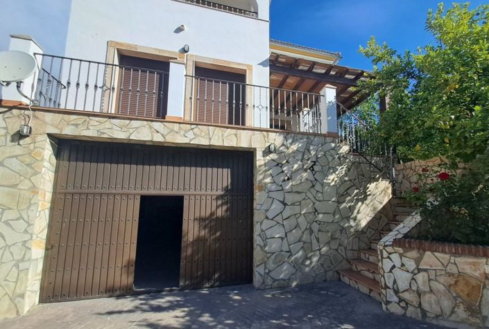 Image No.9-Maison de ville de 4 chambres à vendre à Iznájar