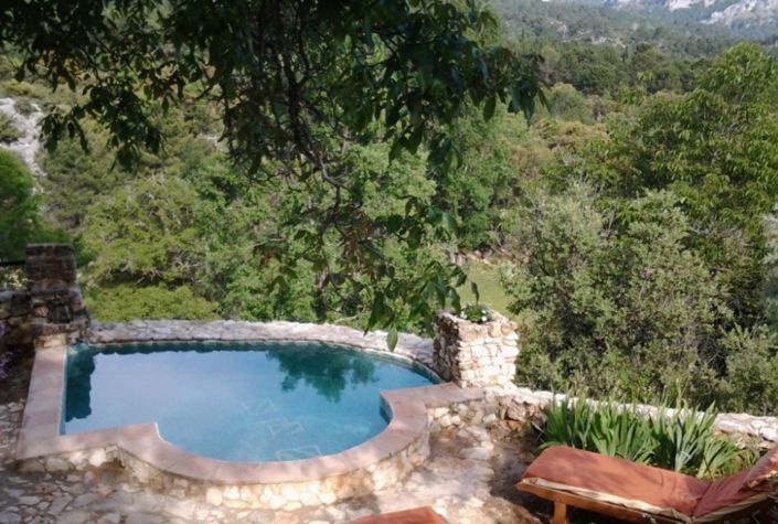 Image No.14-Maison de campagne de 6 chambres à vendre à Segura de la Sierra